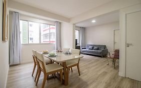 STH52 - Quadra Mar, 4 Dorm, Centro, Climatizado
